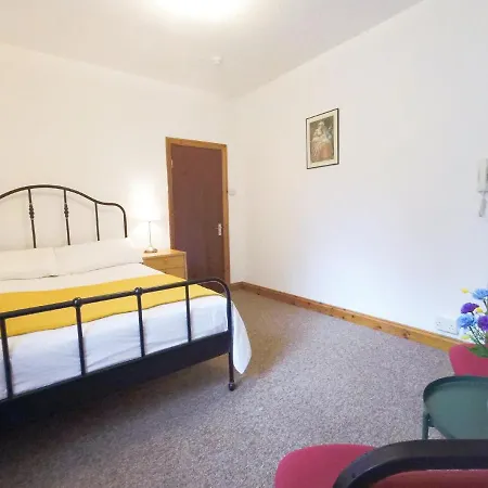 Ferienwohnung Carnation Flat A In Wembley London Exterior foto